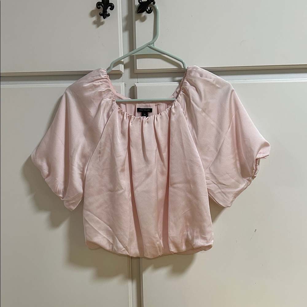 Ann Taylor Soft Pink Silky Blouse XS
